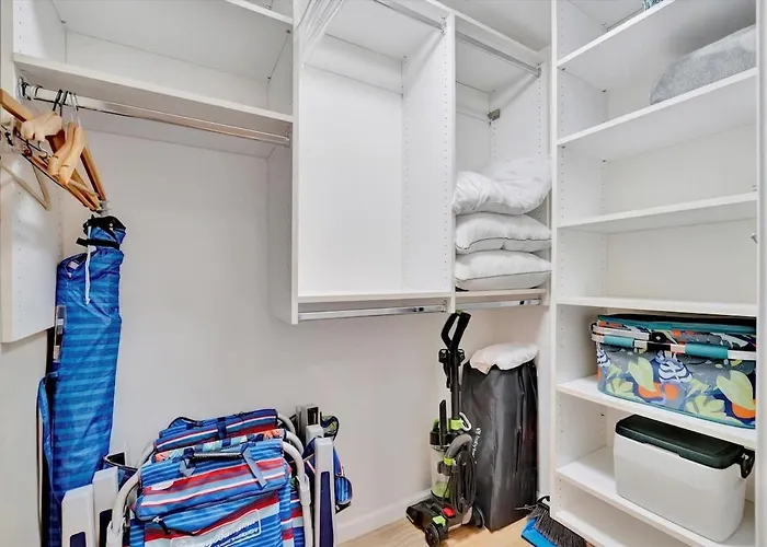 Stones Throw Beachfront Premier #4 Views