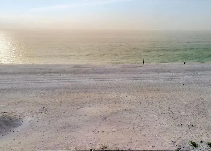 Stones Throw Beachfront Premier #4 Views