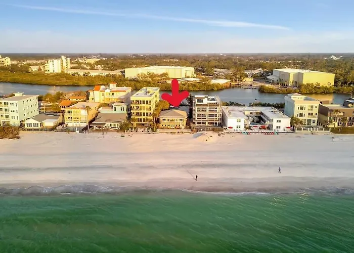 Stones Throw Beachfront Premier #4 Views *